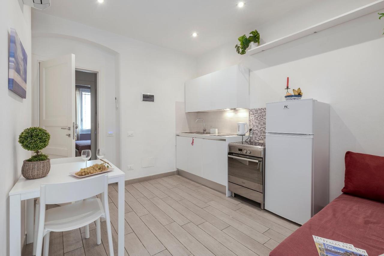 Il Poeta E La Stella Apartment ลาสเปเซีย ภายนอก รูปภาพ